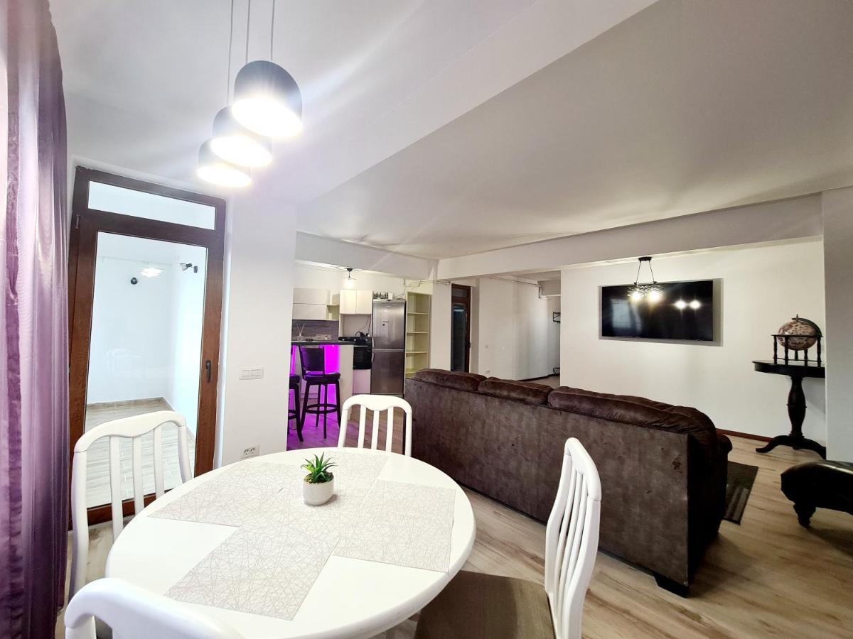 R.O.S.E. Apartment Constanta Exterior photo