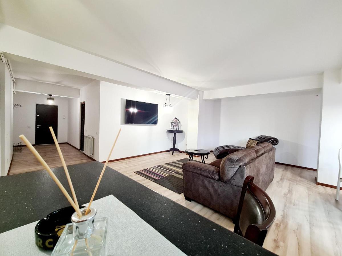 R.O.S.E. Apartment Constanta Exterior photo