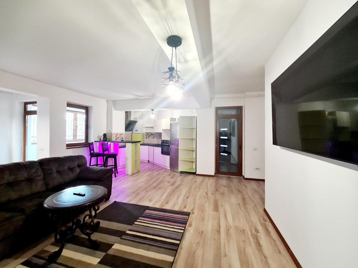 R.O.S.E. Apartment Constanta Exterior photo